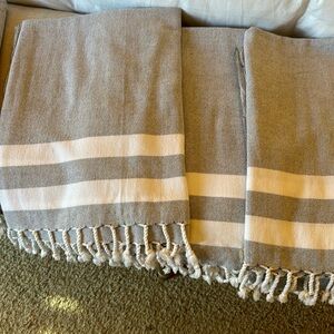 Set Of 4 Turkish towels
